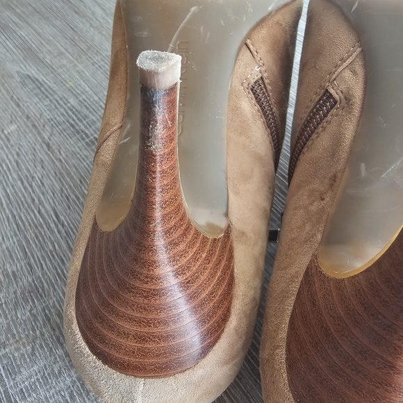 Calvin Klein Brown Suede Ankle Boots 8.5 M - Pointed Toe Booties Leather Chic - Picture 5 of 8